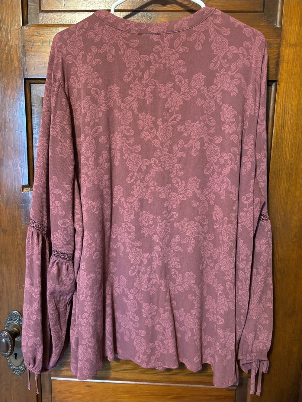 torrid dusty mauve paisley tie-neck boho tunic - Picture 5 of 10
